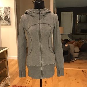 Lululemon athletica zip up scuba hoodie women’s size 4